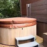 بيت للعطل Applegrove Country Park, Scarborough With Private Hot Tubs