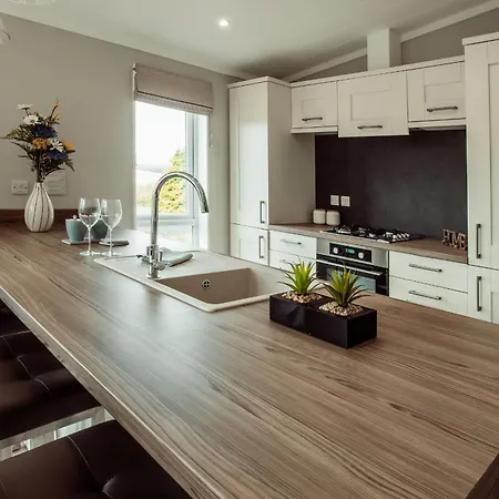 Applegrove Country Park, Scarborough With Private Hot Tubs בית נופש *