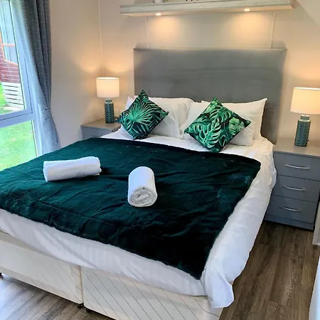 Applegrove Country Park, Scarborough With Private Hot Tubs * Burniston