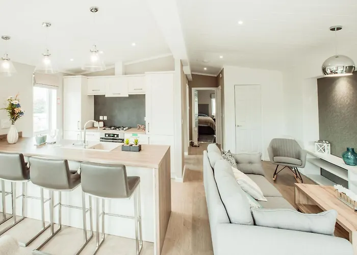 Holiday home Applegrove Country Park, Scarborough With Private Hot Tubs Burniston