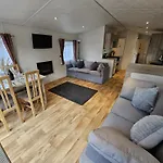 Applegrove Country Park, Scarborough With Private Hot Tubs * Burniston