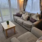Applegrove Country Park, Scarborough With Private Hot Tubs Burniston