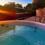 Applegrove Country Park, Scarborough With Private Hot Tubs *