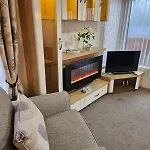 Applegrove Country Park, Scarborough With Private Hot Tubs 펜션 버니스턴
