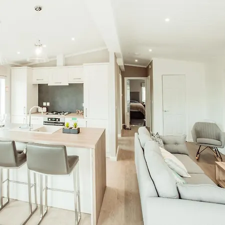 Tatil Evi Applegrove Country Park, Scarborough With Private Hot Tubs Burniston