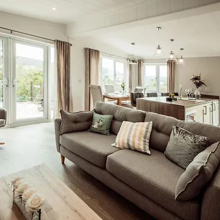 Tatil Evi Applegrove Country Park, Scarborough With Private Hot Tubs