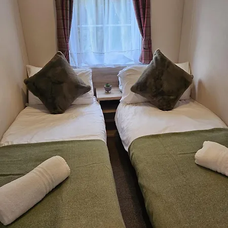 Applegrove Country Park, Scarborough With Private Hot Tubs * Burniston