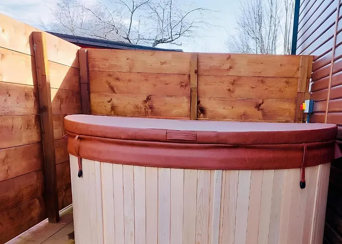 Holiday home Applegrove Country Park, Scarborough With Private Hot Tubs