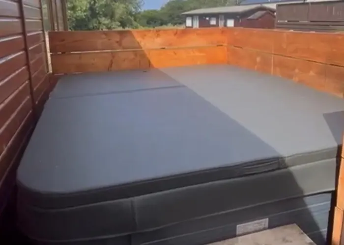 Applegrove Country Park, Scarborough With Private Hot Tubs Holiday home Burniston