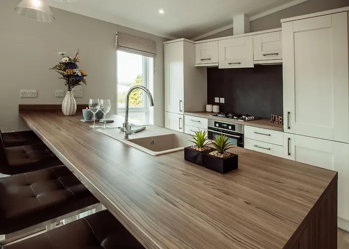 Applegrove Country Park, Scarborough With Private Hot Tubs Holiday home *