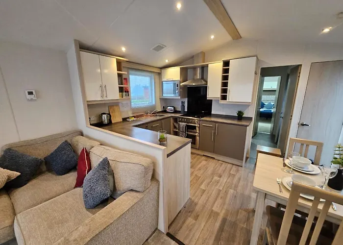 Applegrove Country Park, Scarborough With Private Hot Tubs Burniston