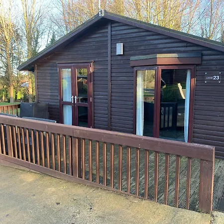 Applegrove Country Park, Scarborough With Private Hot Tubs Holiday home Burniston