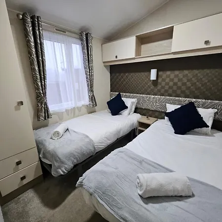 Holiday home Applegrove Country Park, Scarborough With Private Hot Tubs *