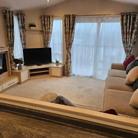 Applegrove Country Park, Scarborough With Private Hot Tubs * Burniston