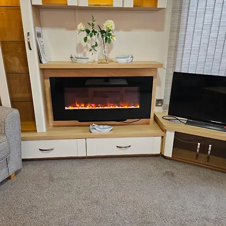 Applegrove Country Park, Scarborough With Private Hot Tubs