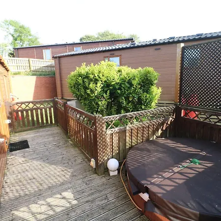 Holiday home Applegrove Country Park, Scarborough With Private Hot Tubs
