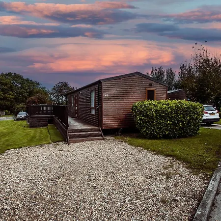 Applegrove Country Park, Scarborough With Private Hot Tubs Burniston